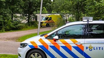 RT rtvapd: Man neergestoken op zorgpark in Hoenderloo: HOENDERLOO